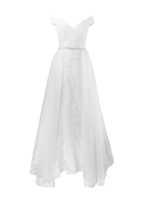 Hochzeitskleid mit Zug