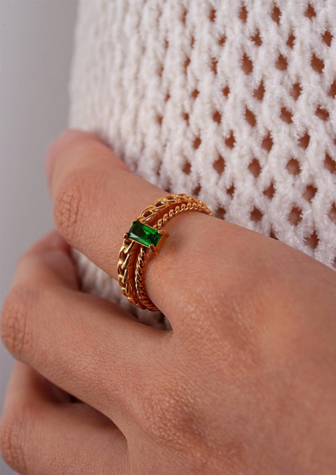 GREEN PRECIOUS TWIST RING GOLD