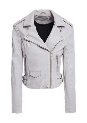 Veste de motard en cuir recadré