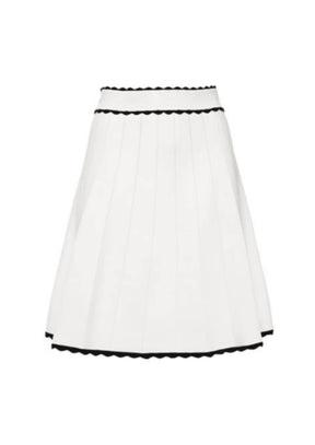 WHITE PLEATED SKIRT