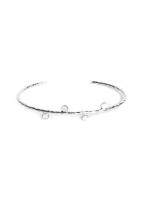 Bracelet en argent avec des pierres