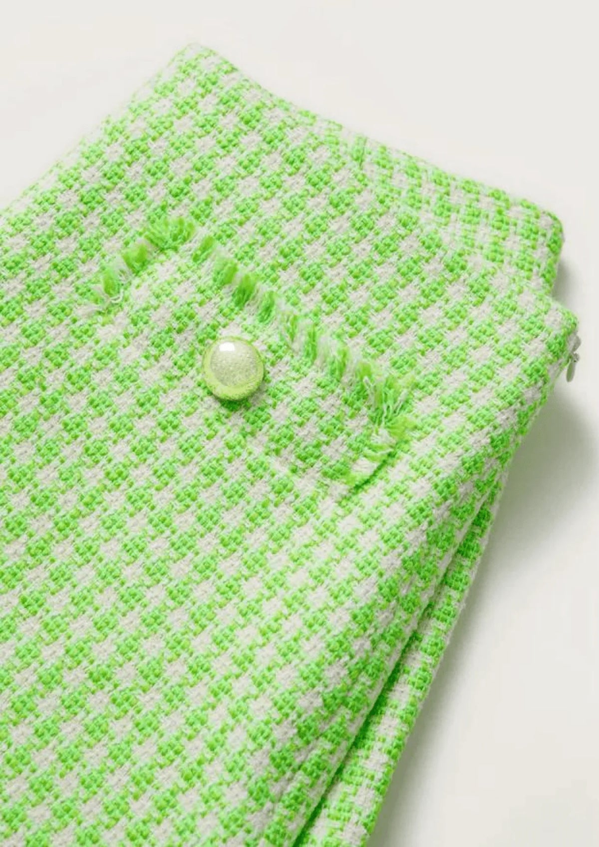 GRÜNE TWEED-SHORTS