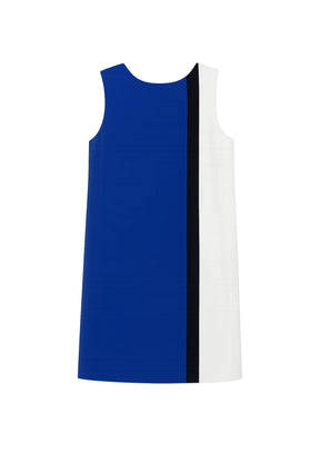 LEINENKLEID MIT GESTREIFTEN KLEID