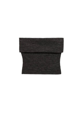 TURN-DOWN NECKLINE TOP