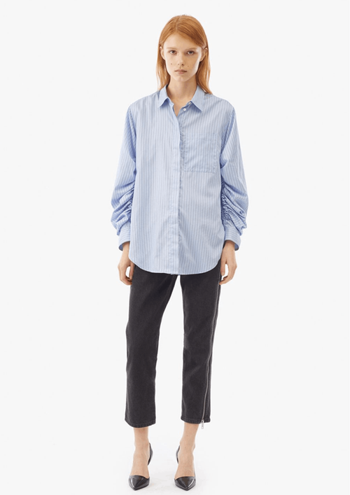 Chemise à serre à rayures bleu clair