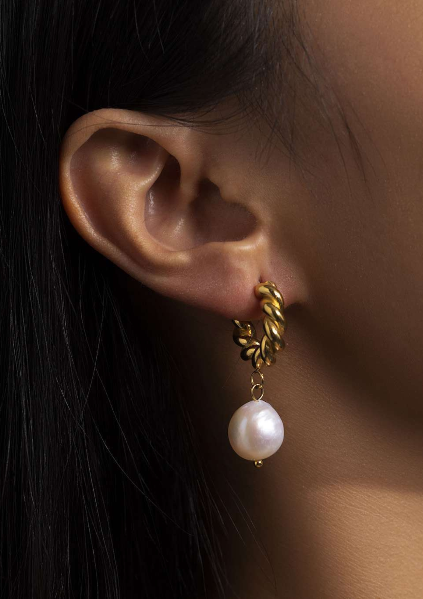 PEARL TWISTED DROP EARRINGS