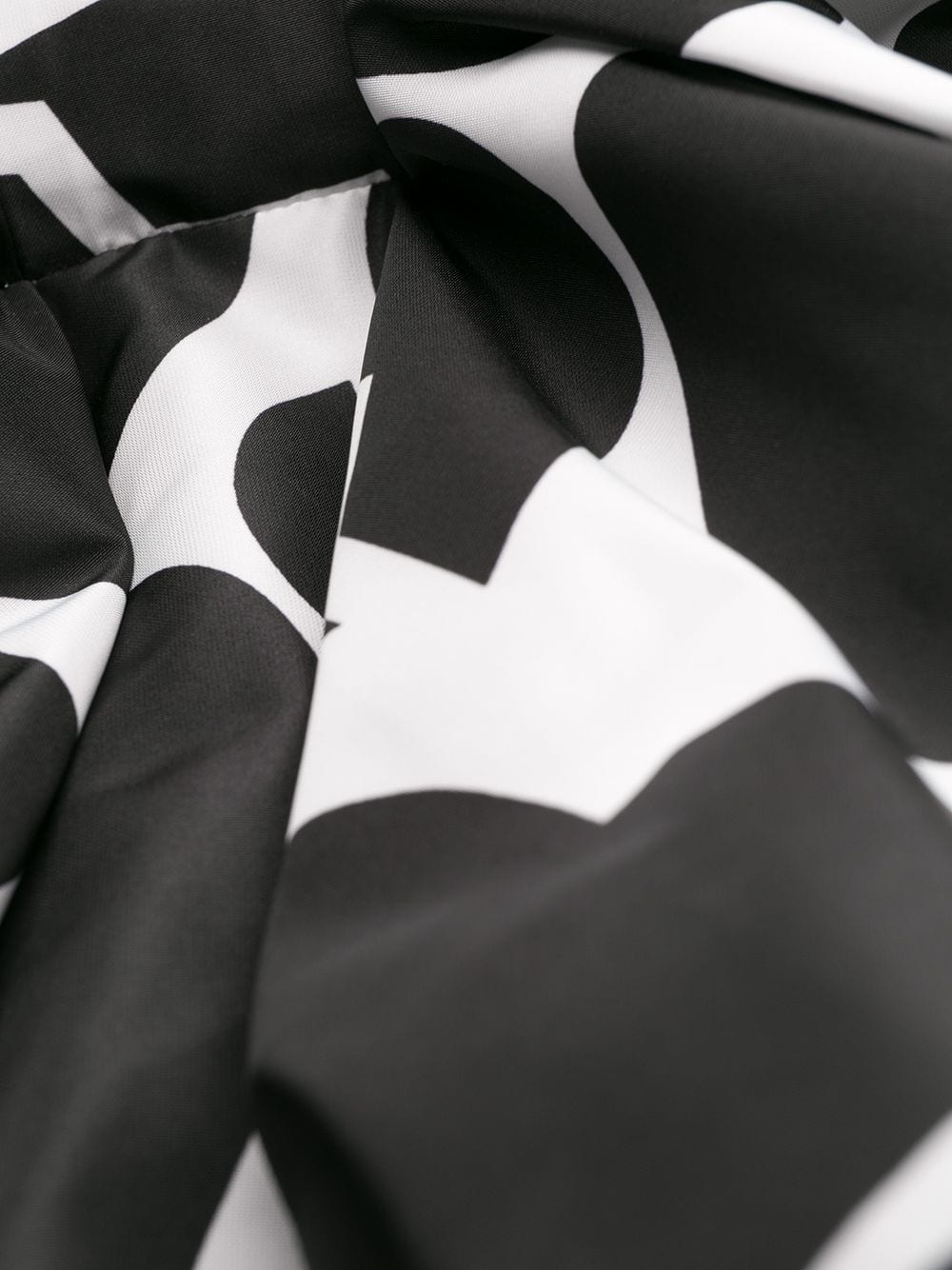 PRINTED TOP WITH LAVALLIÈRE COLLAR