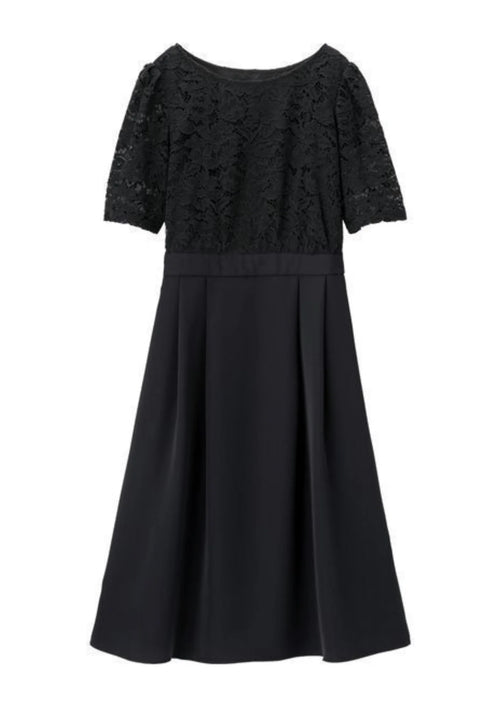 Robe longue noire avec dentelle