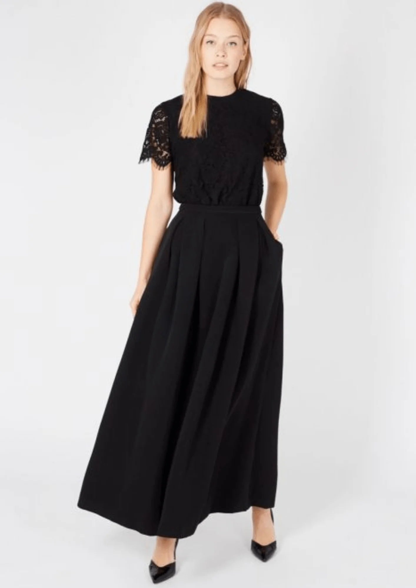 BLACK LONG DRESS WITH LACE