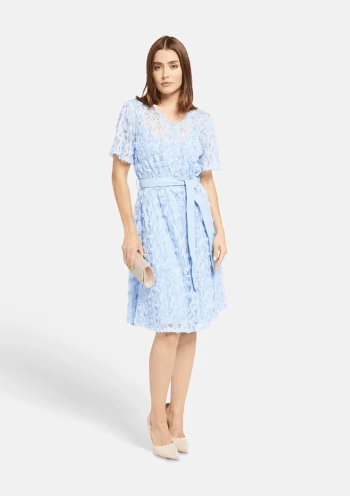 Hellblaues Blumengänseblümchenkleid