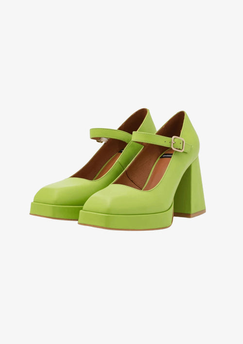 GRÜNE PLATEAU-PUMPS