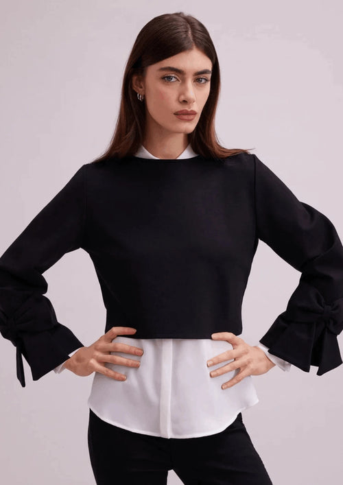 BLACK TWIST SWEATSHIRT