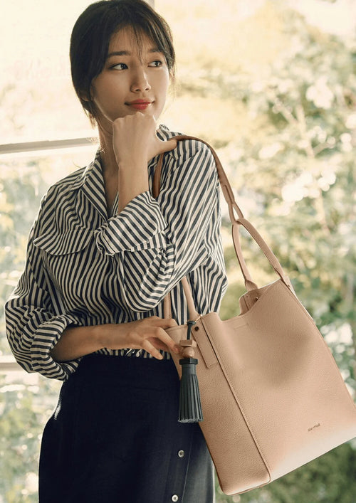 IVORY LEATHER SHOULDER BAG