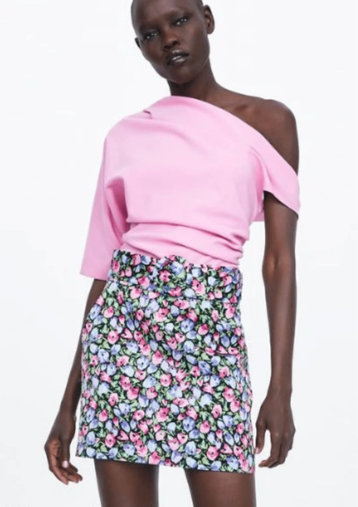 FLORAL BELTED MINI SKIRT