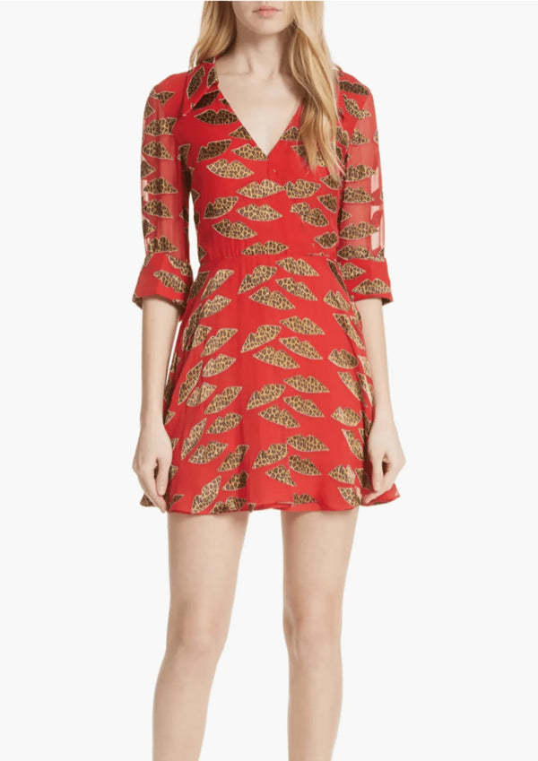 Rote Gepardenlippenkleid