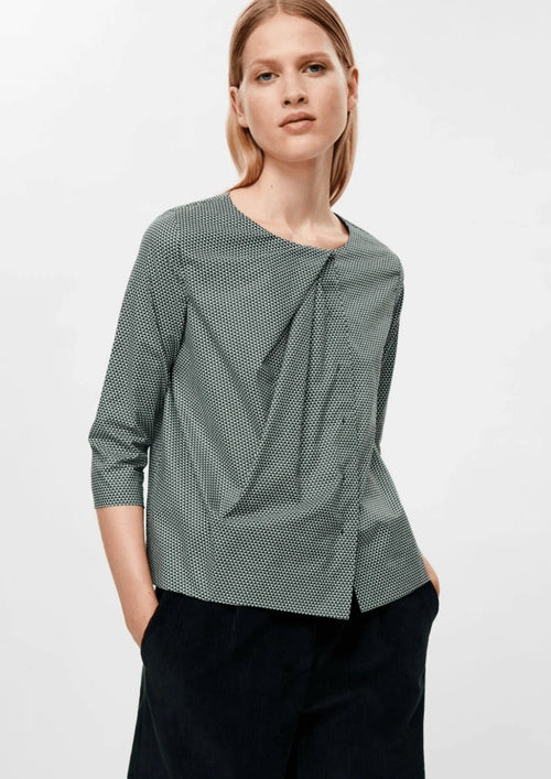 GRÜNE BLUSE MIT DRUCK