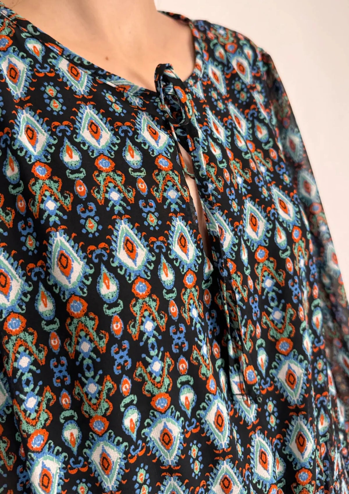 ELASTIC WAIST MIDI DRESS