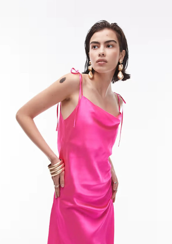 ROBE MIDI EN SATIN FUCHSIA