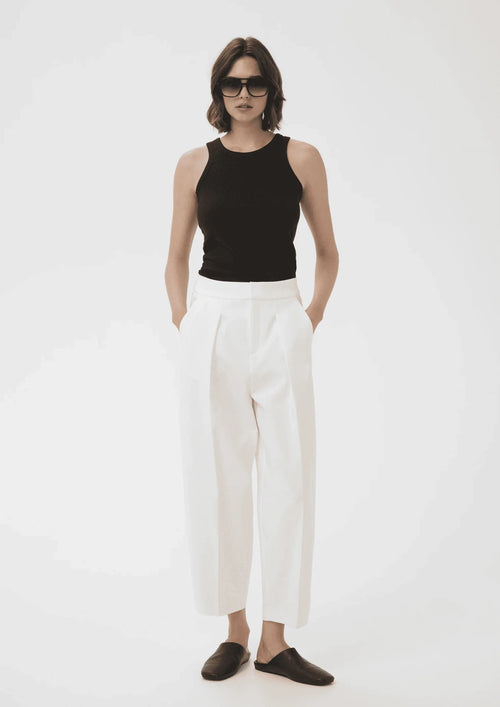 WHITE ZELLAIW BARREL TROUSERS