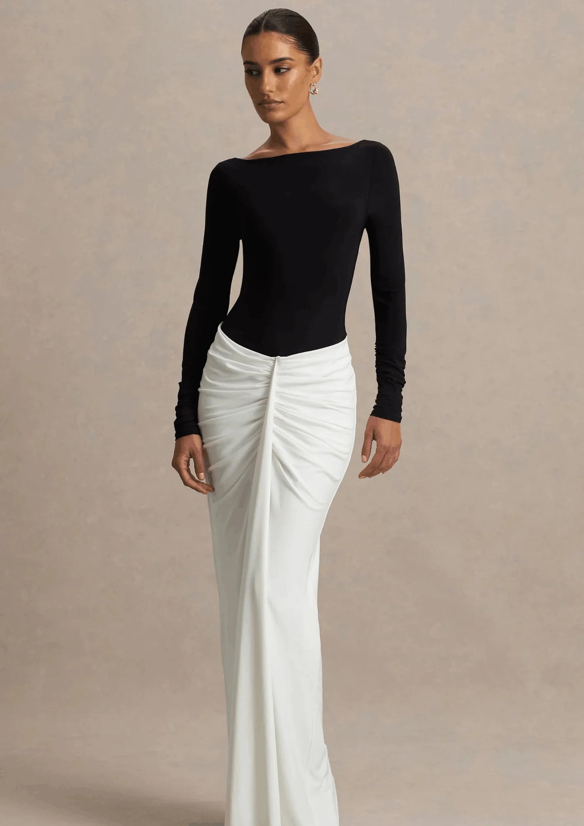 BLACK & WHITE RUCHED MAXI DRESS