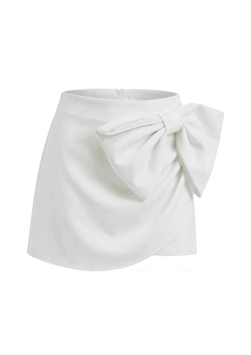 WHITE SKORT WITH BOW