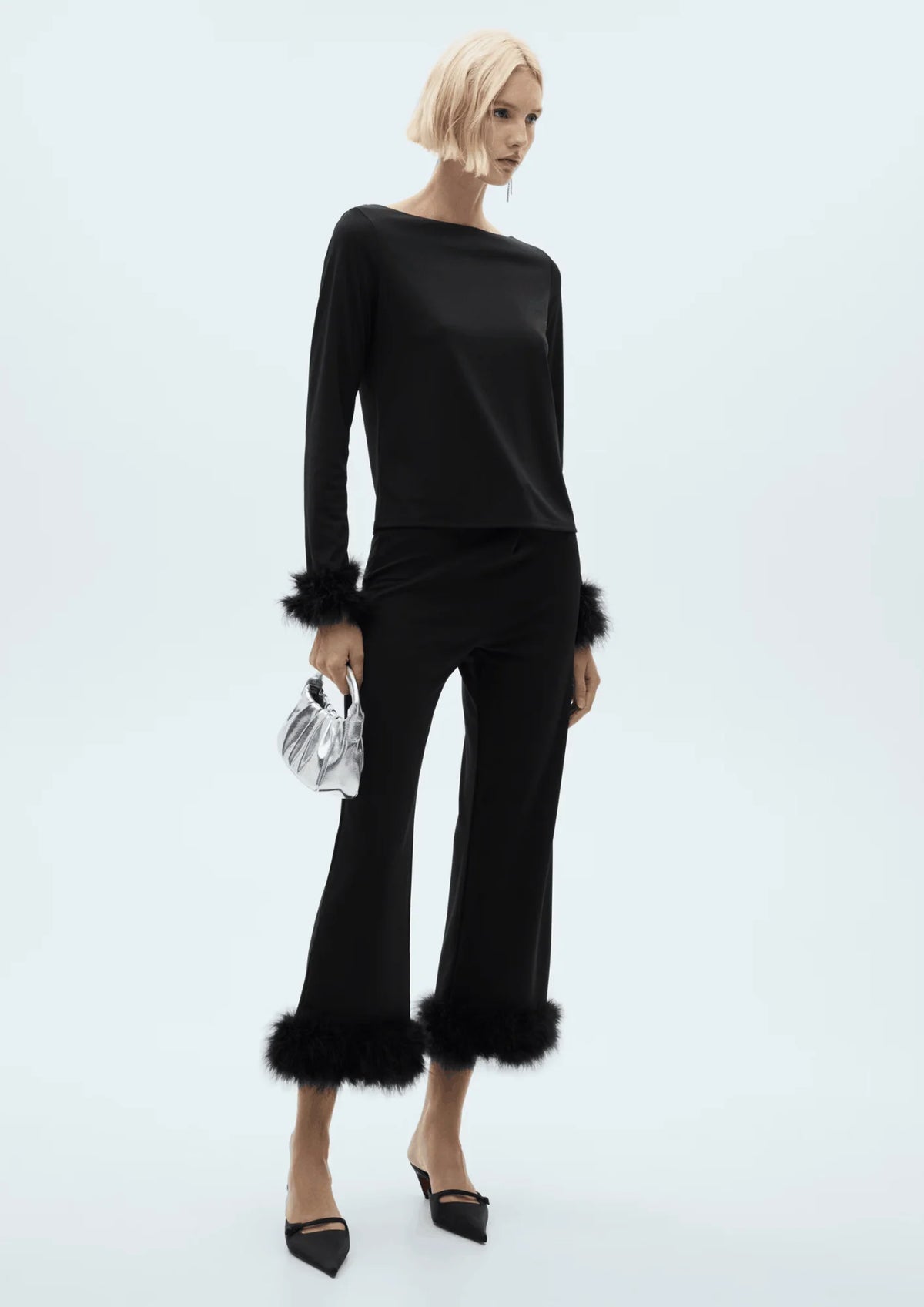 BLACK FEATHER CROP TROUSERS