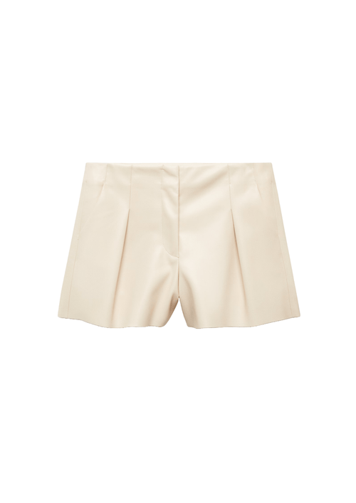 Short plissé à la hauteur moyenne beige