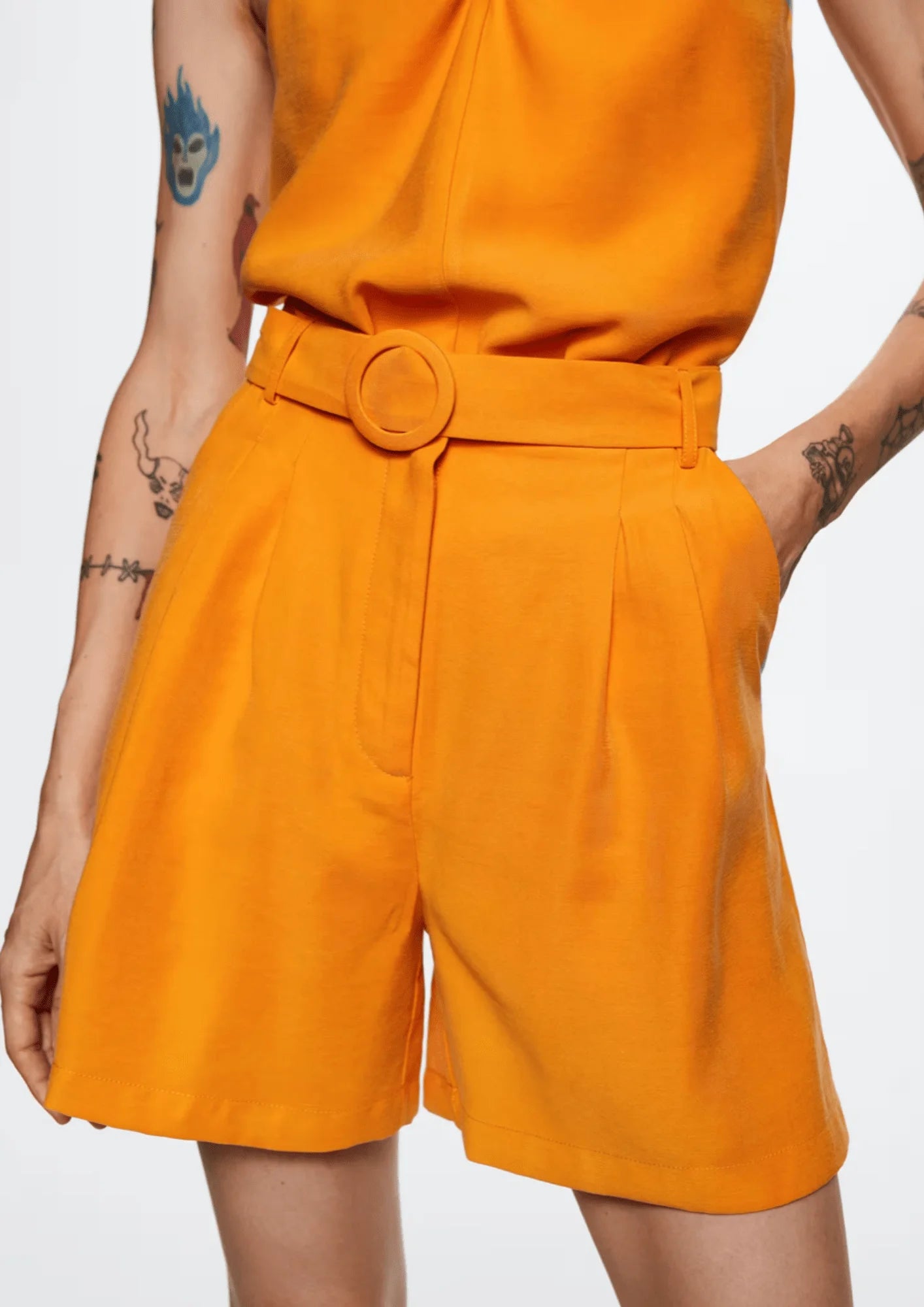 Shorts à taille haute de ceinture orange
