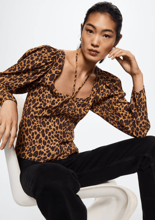 BROWN BLOUSE WITH ANIMAL PRINT