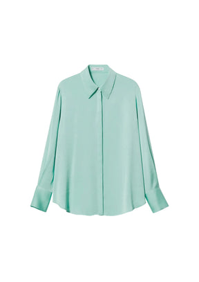 Chemise en satin vert pastel