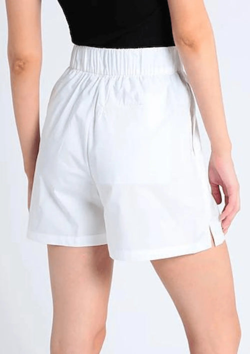 SHORT BLANC RELAXÉ