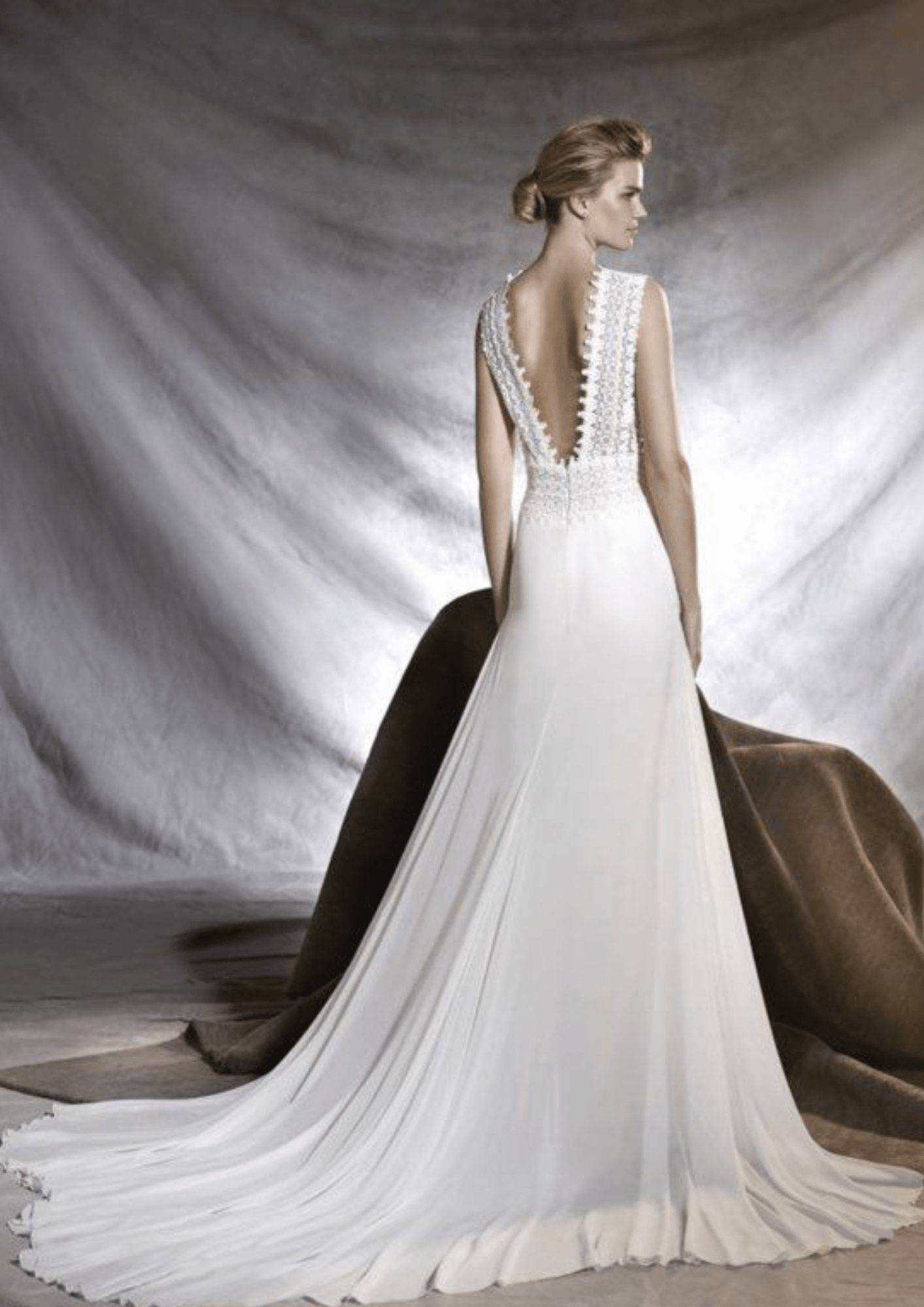 WHITE OROBA WEDDING DRESS