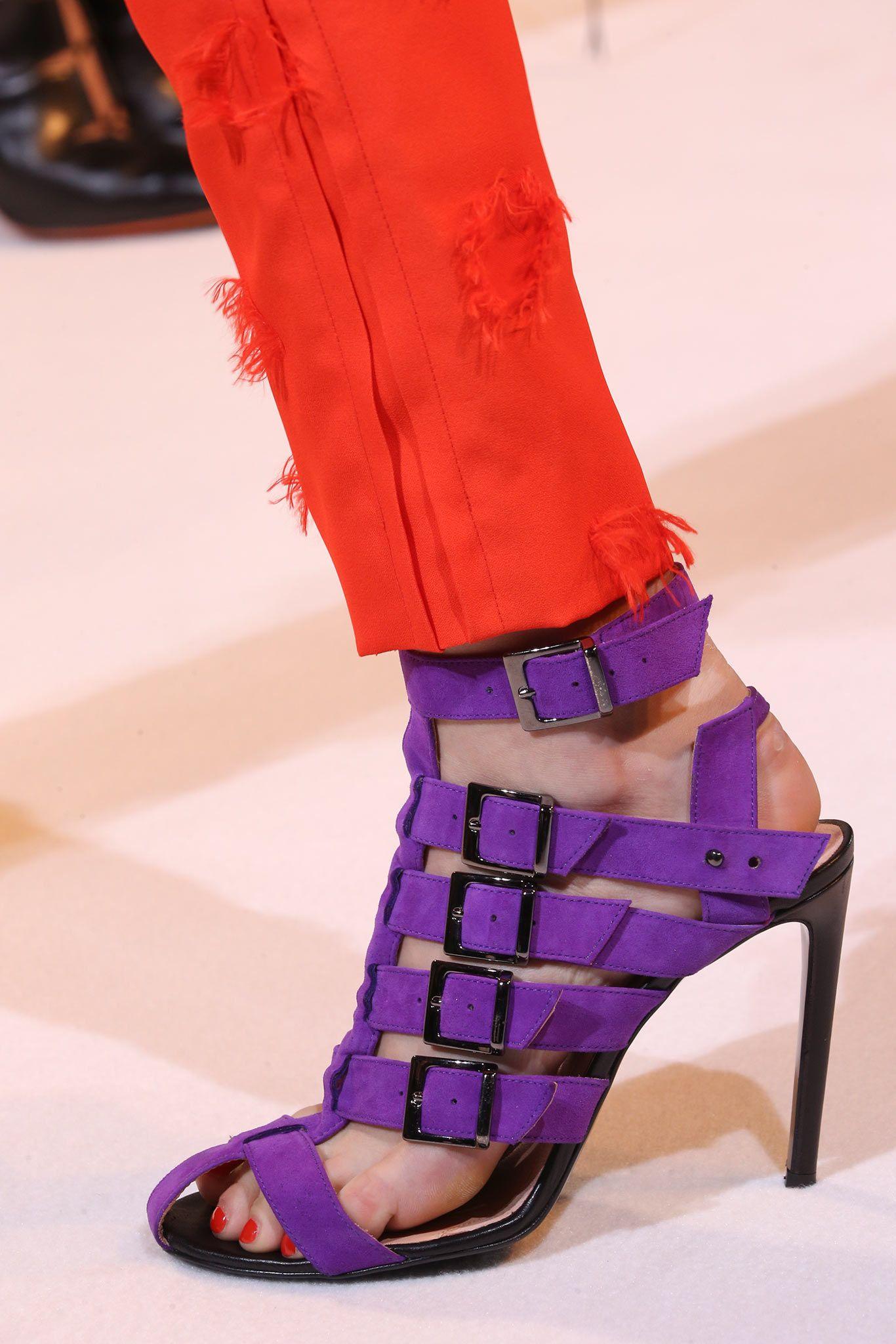 PURPLE HIGH HEELS WITH STRAPS - codressing
