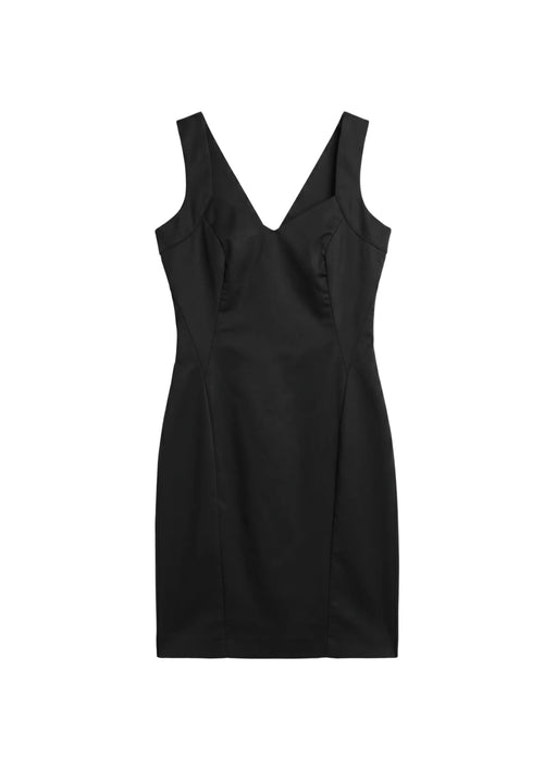 ROBE NOIRE SANS MANCHES