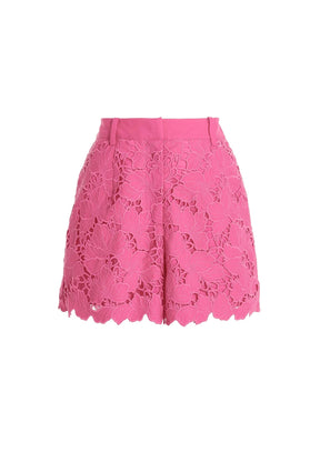 FUCHSIFARBENE SHORTS AUS BLUMENSPITZE