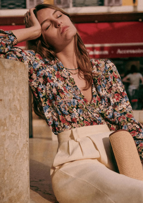 ABELIA FLORAL BLOUSE