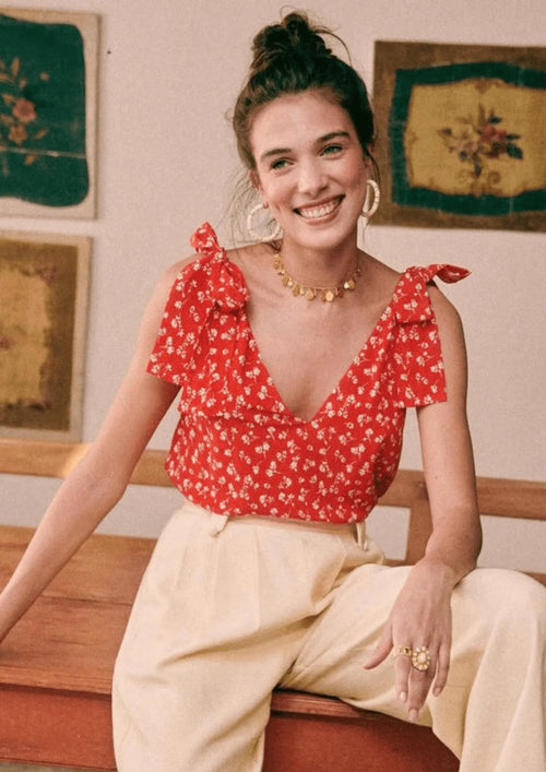 RED BLOUSE LARA