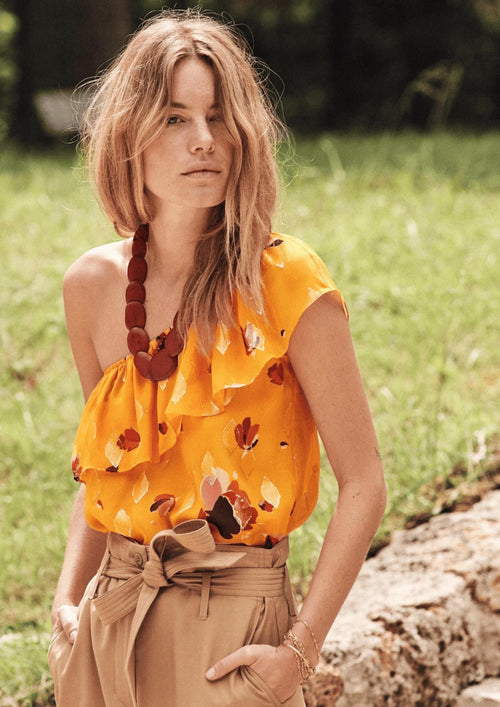 SAFFRON ADELIE ONE-SHOULDER TOP