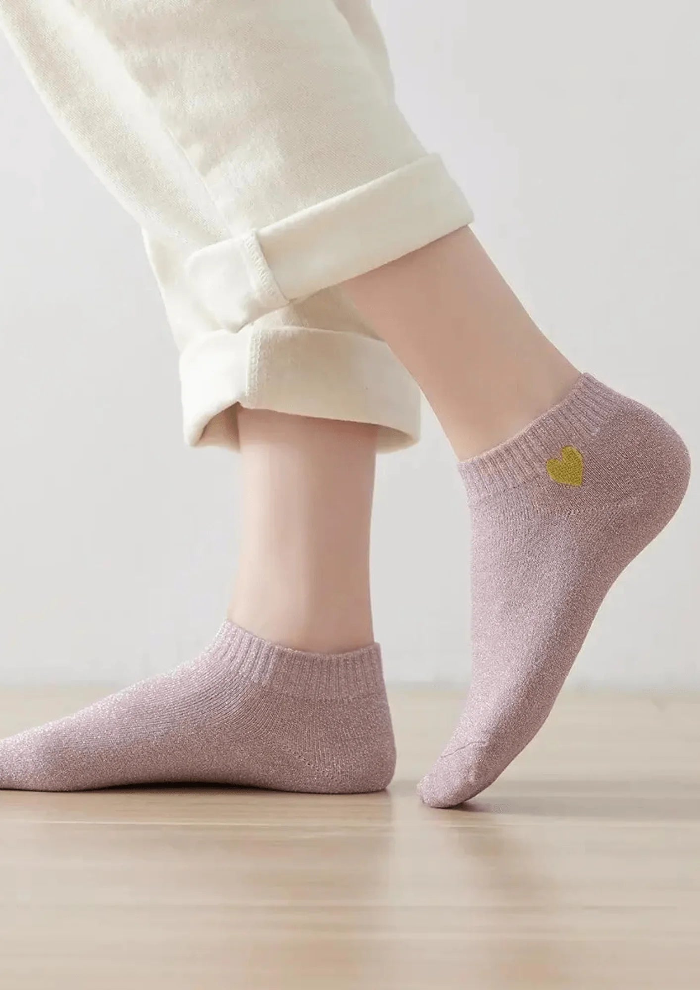 SPARKLY PINK SOCKS WITH GOLDEN HEART DETAIL