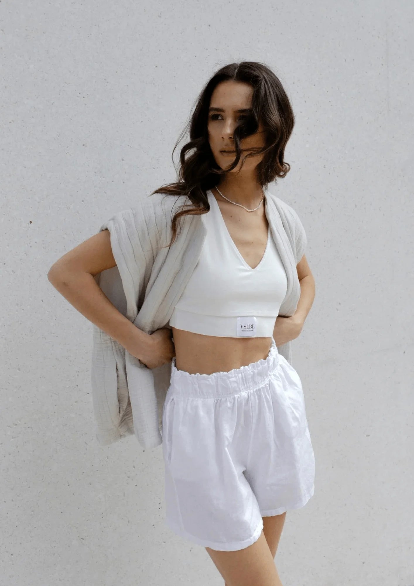 WHITE ABBY CROP TOP