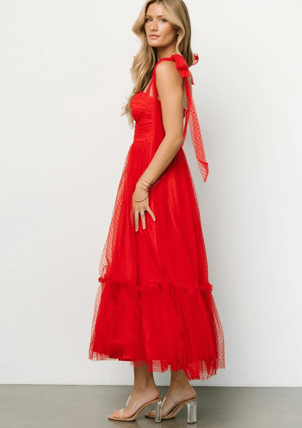 Robe en tulle rouge