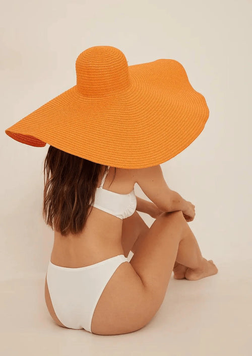 Chapeau de paille orange xxl