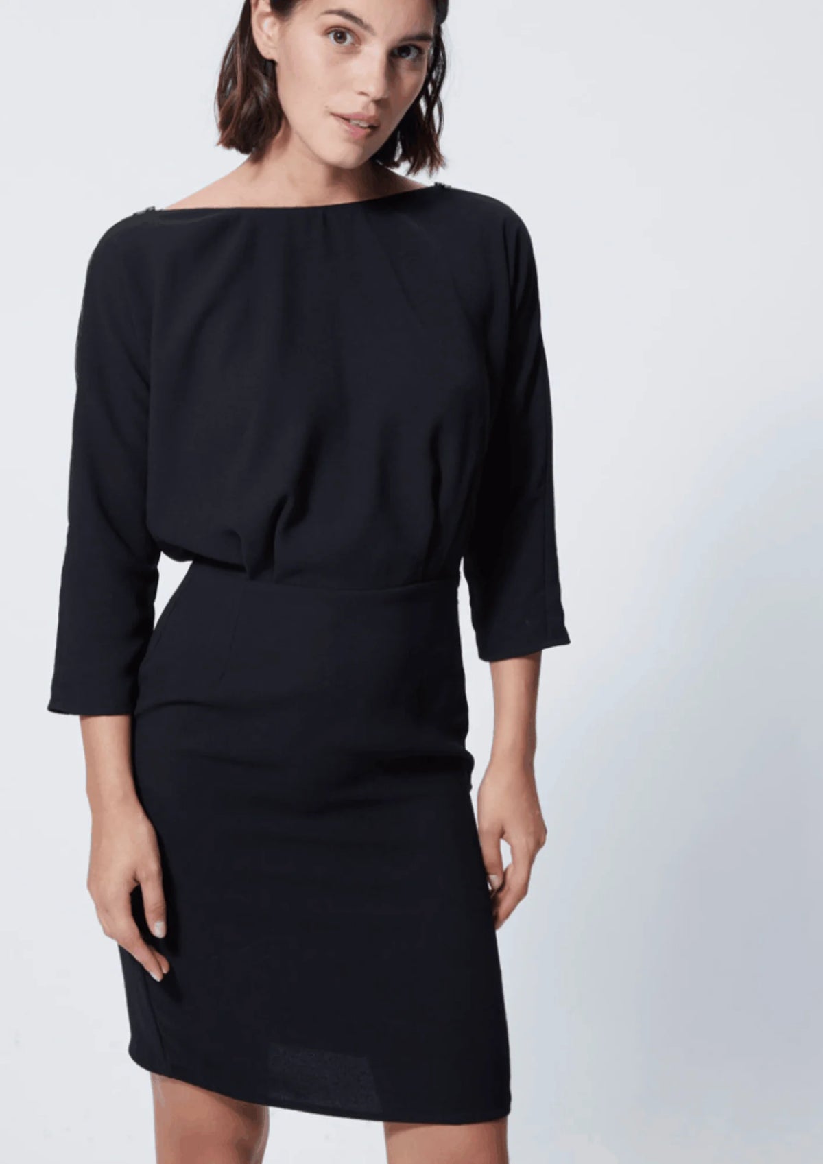 Gerade geschnittenes Kleid - schwarz