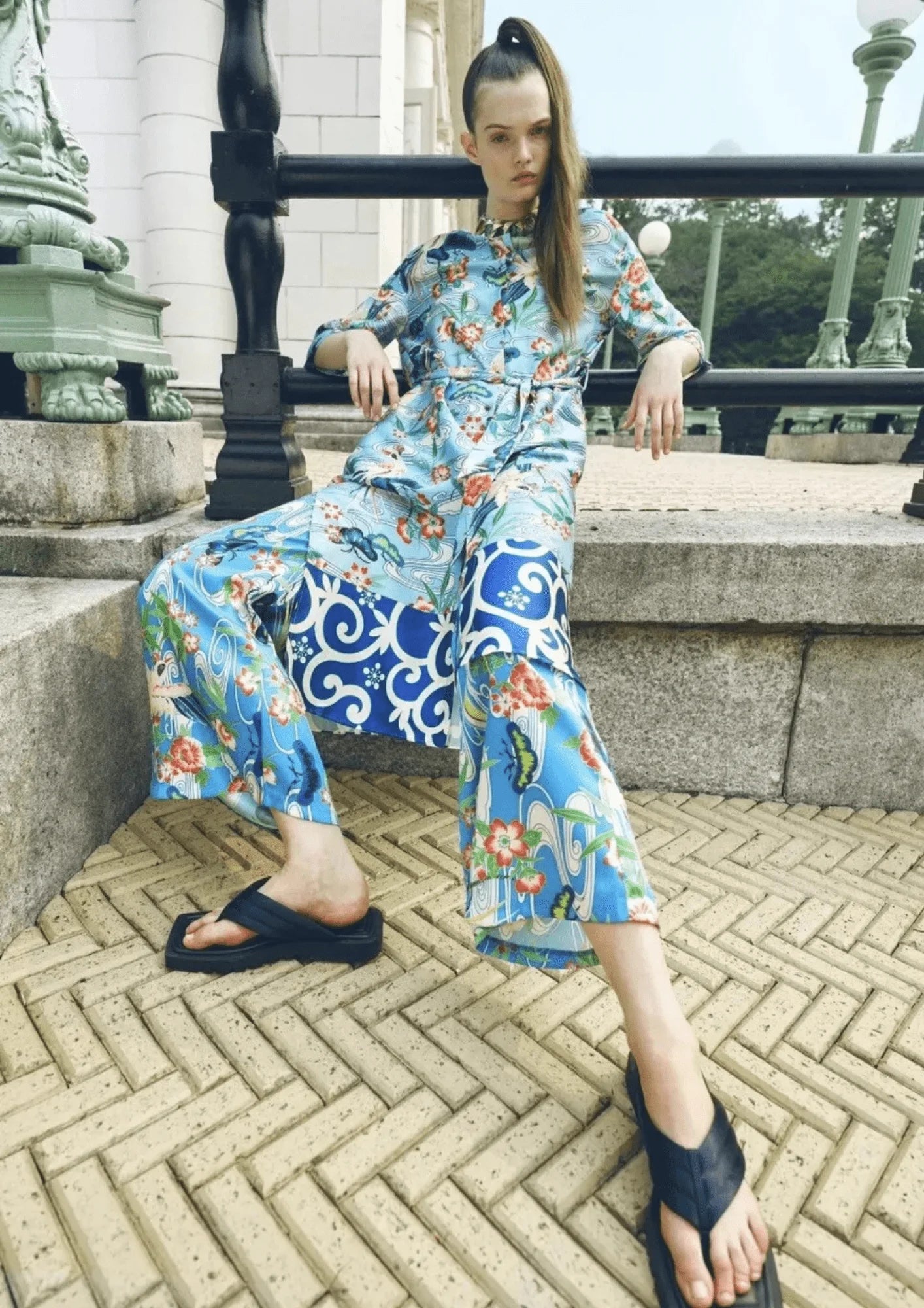 BLUE PRINTED KIMONO DRESS