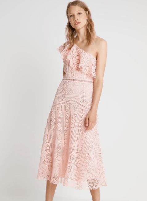Asymmetrisches Spitzenkleid