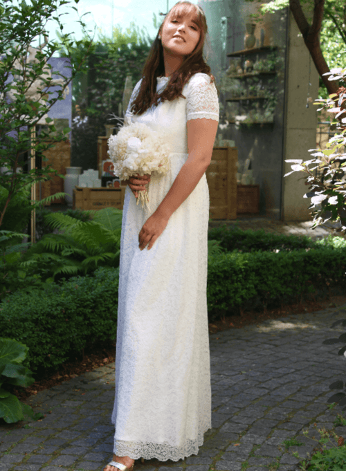 Robe de mariée à manches courtes
