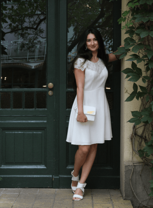 SHORT SLEEVELESS WEDDING DRESS