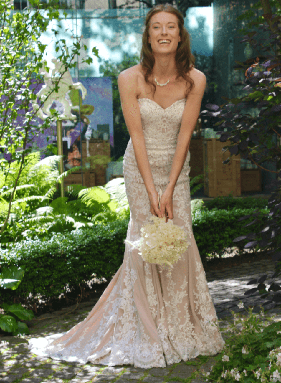 STRAPLESS NUDE WEDDING DRESS - codressing